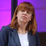 julia reuschenbach augen